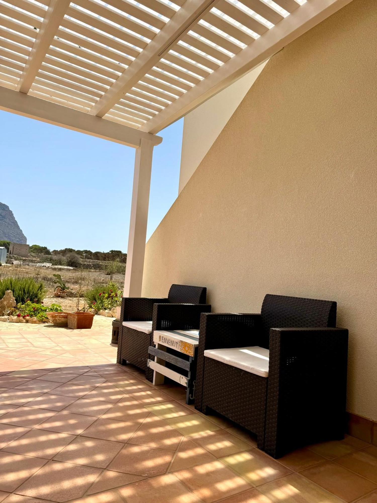 Aria Case Vacanze Фавиньяна Экстерьер фото