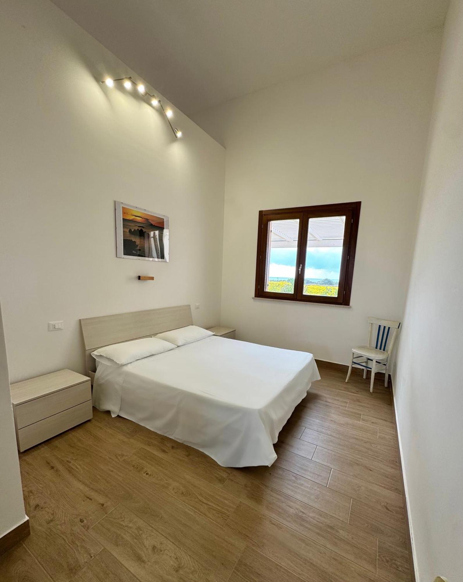 Aria Case Vacanze Фавиньяна Экстерьер фото